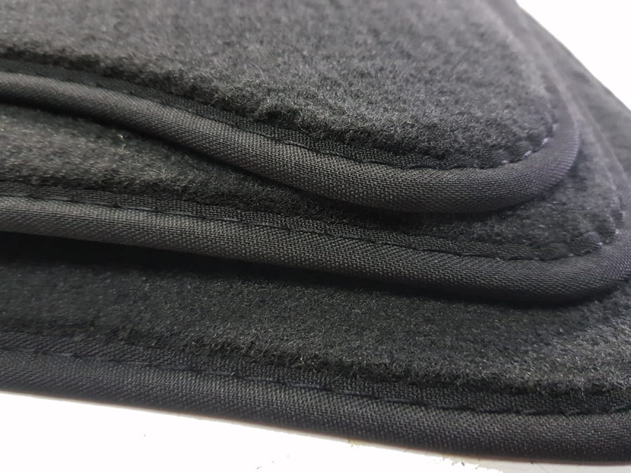 BMW 5  E12 ANTRACYT.jpg