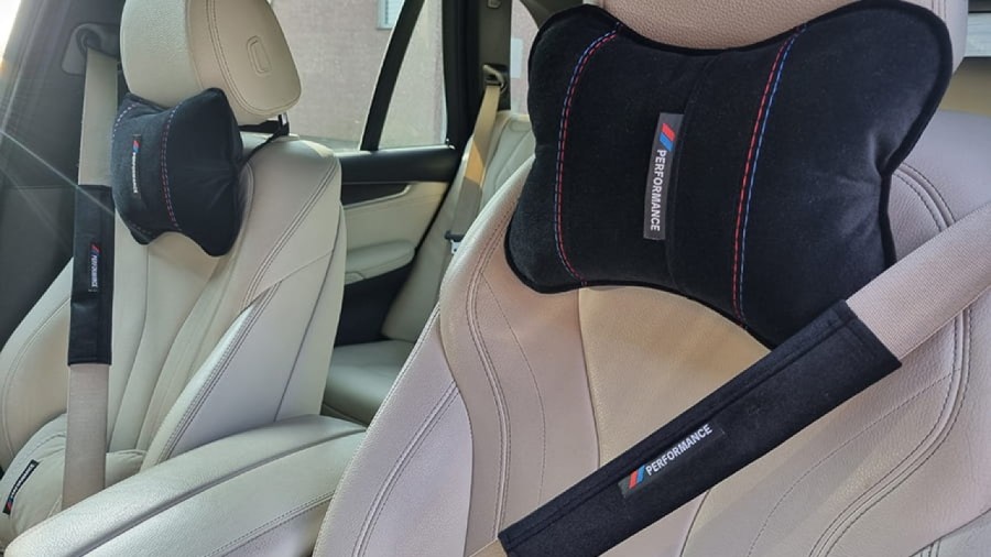 zagłówek do samochodu jpg