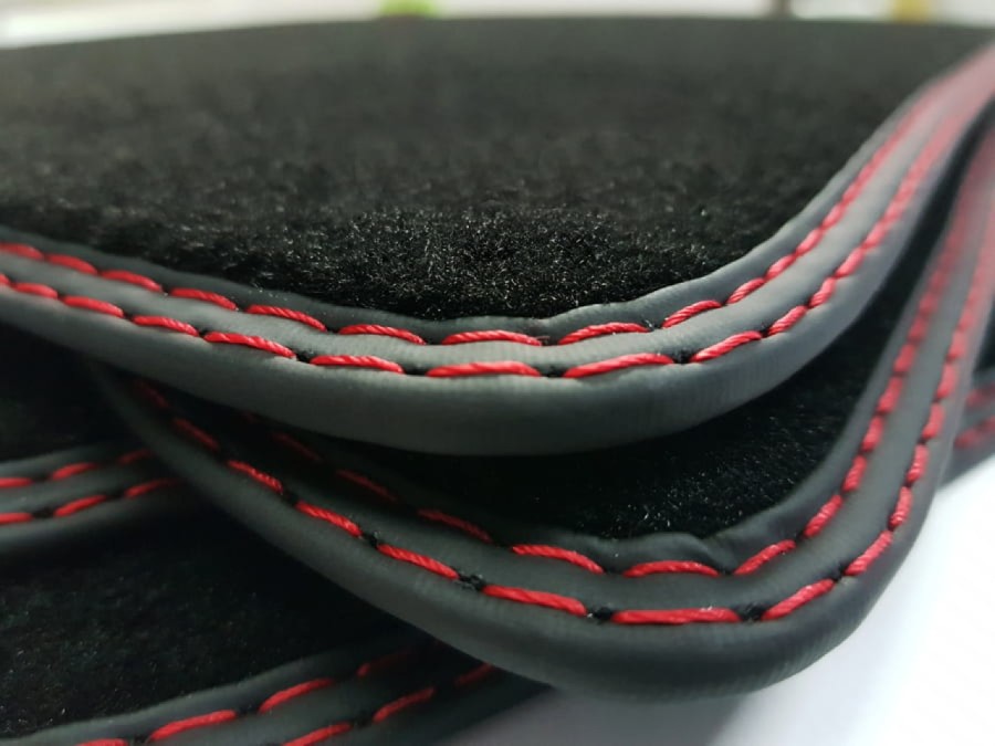 ford sierra nitka czerwona