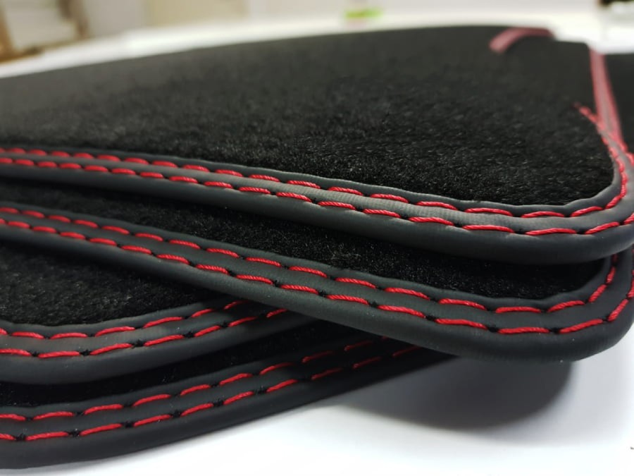 Chrysler 200 2-gen. cz-cz .jpg